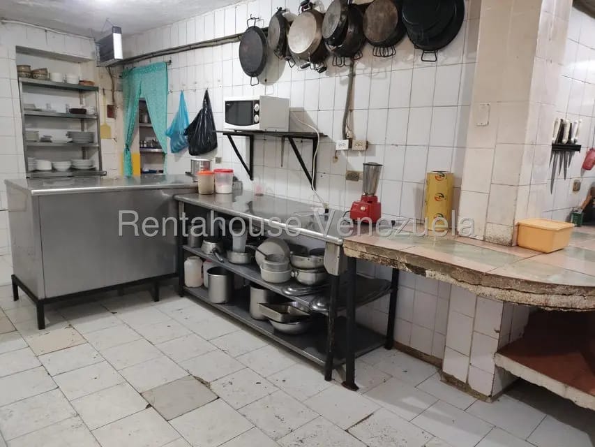 Comercial (Local Comercial) en Venta en Centro de Charallave, Miranda - 23