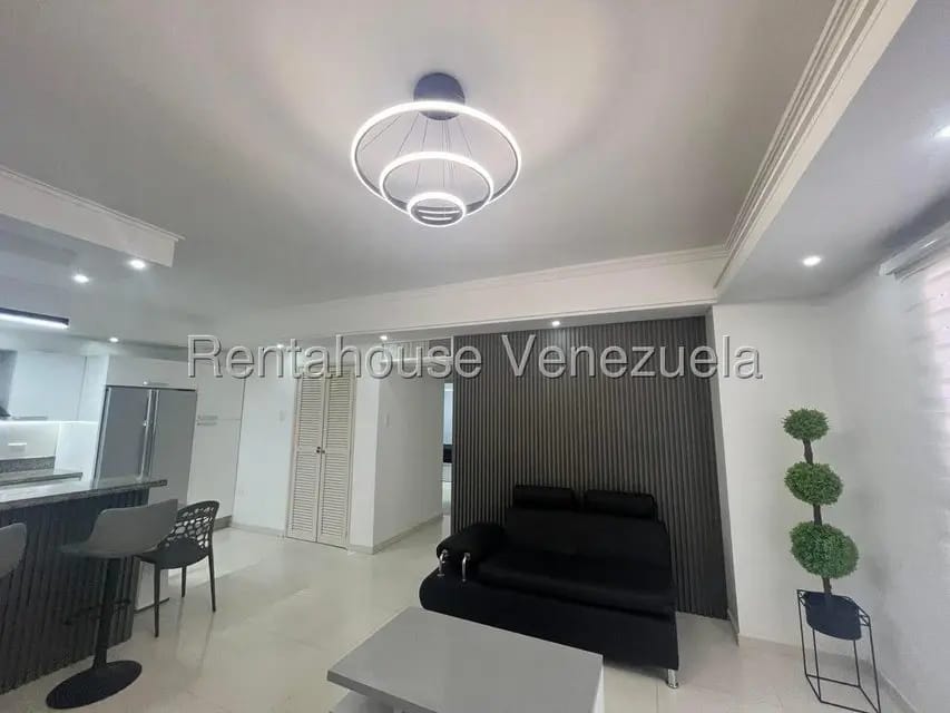 Apartamento (1 Nivel) en Alquiler en La Lago, Zulia - 20