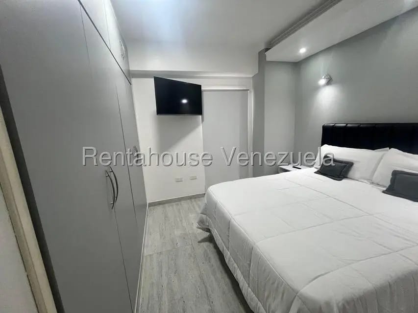 Apartamento (1 Nivel) en Alquiler en La Lago, Zulia - 6