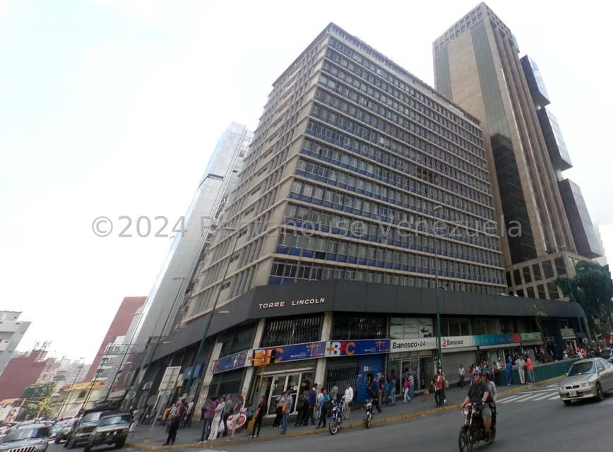 Comercial (Oficina) en Alquiler en Sabana Grande, Distrito Metropolitano