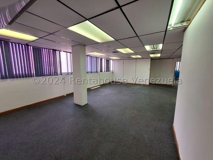 Comercial (Oficina) en Alquiler en Sabana Grande, Distrito Metropolitano - 15