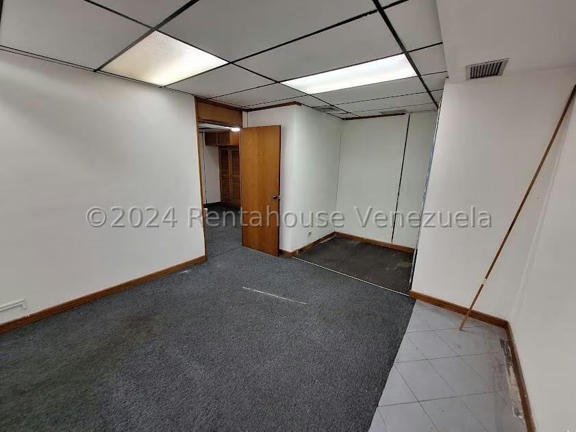 Comercial (Oficina) en Alquiler en Sabana Grande, Distrito Metropolitano - 5