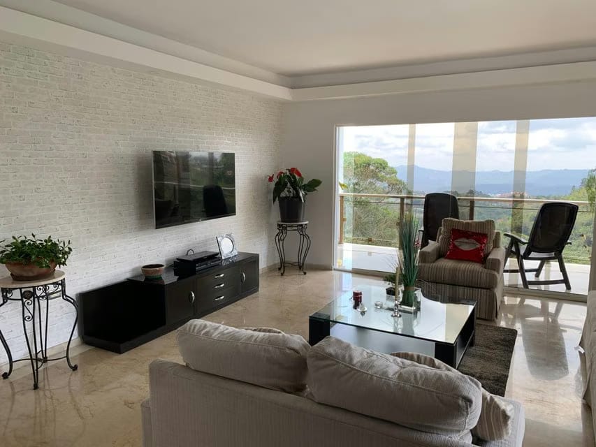 Apartamento (1 Nivel) en Venta en La Lagunita Country Club, Distrito Metropolitano - 5