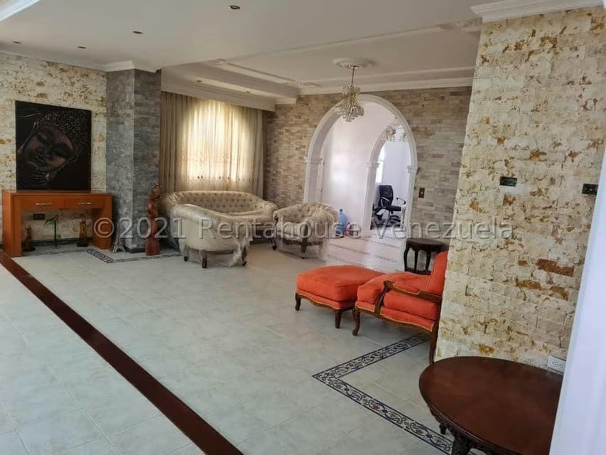 Casa (Multipes Niveles) en Venta en Mirador Panamericano, Miranda - 17