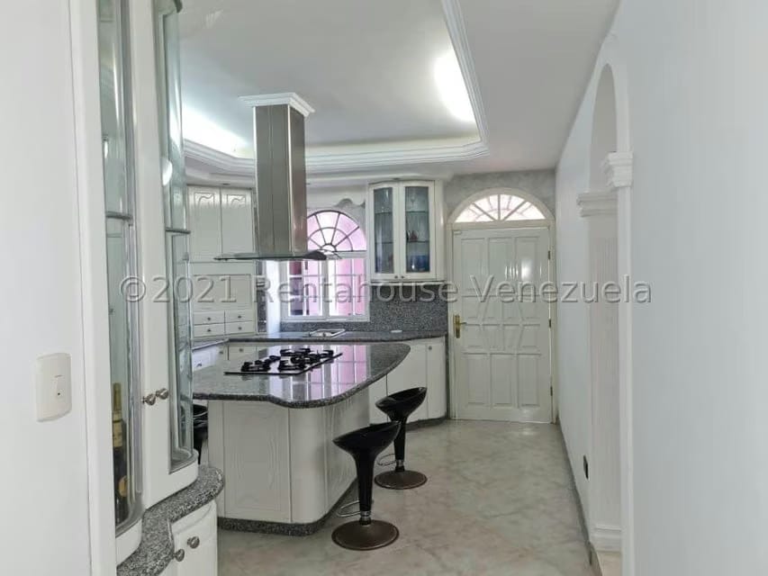 Casa (Multipes Niveles) en Venta en Mirador Panamericano, Miranda - 31