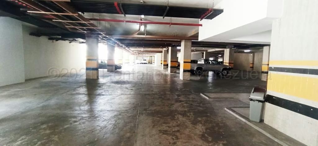 Apartamento (Penthouse) en Venta en Lomas de Las Mercedes, Distrito Metropolitano - 14