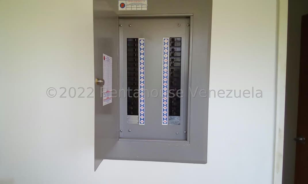 Apartamento (Penthouse) en Venta en Lomas de Las Mercedes, Distrito Metropolitano - 28