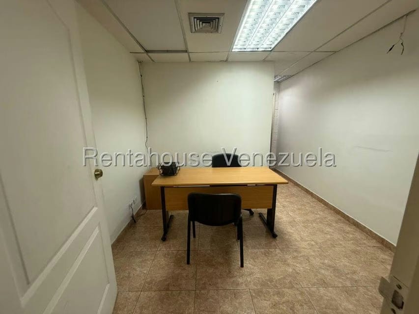 Comercial (Oficina) en Alquiler en La California Norte, Distrito Metropolitano - 5