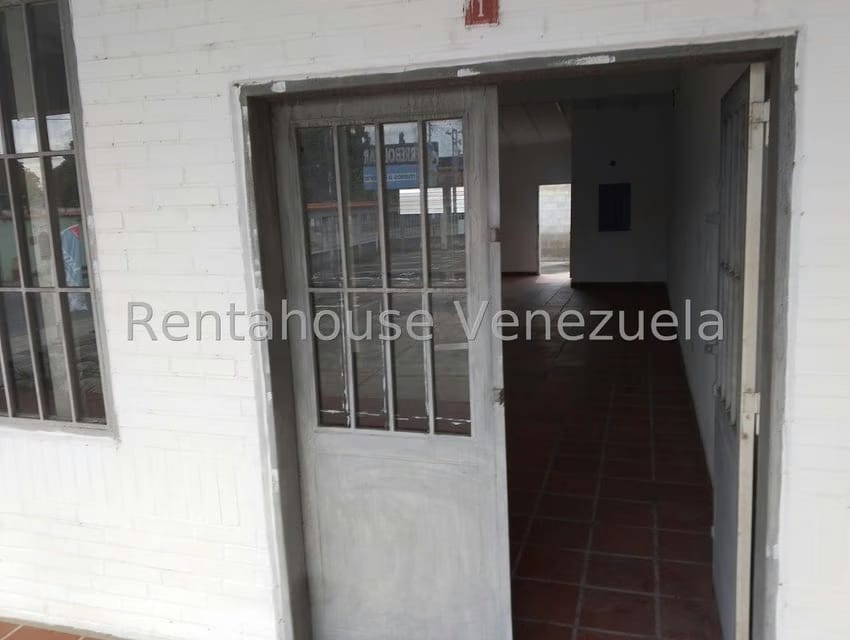 Comercial (Local Comercial) en Alquiler en Los Rastrojos, Lara - 3