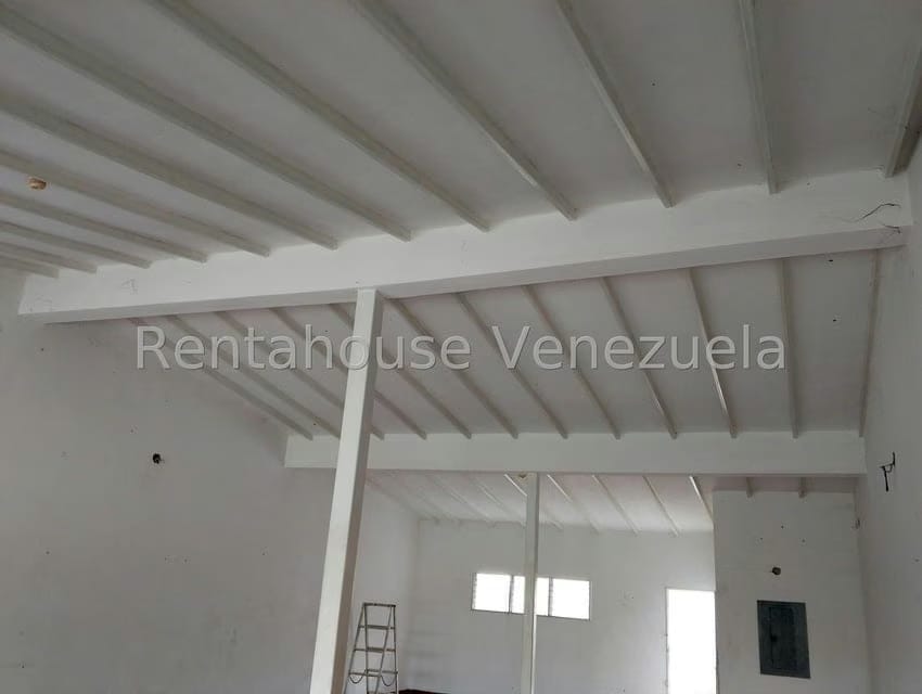 Comercial (Local Comercial) en Alquiler en Los Rastrojos, Lara - 9