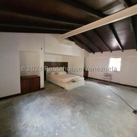 Casa (Multipes Niveles) en Alquiler en Cumbres de Curumo, Distrito Metropolitano - 18