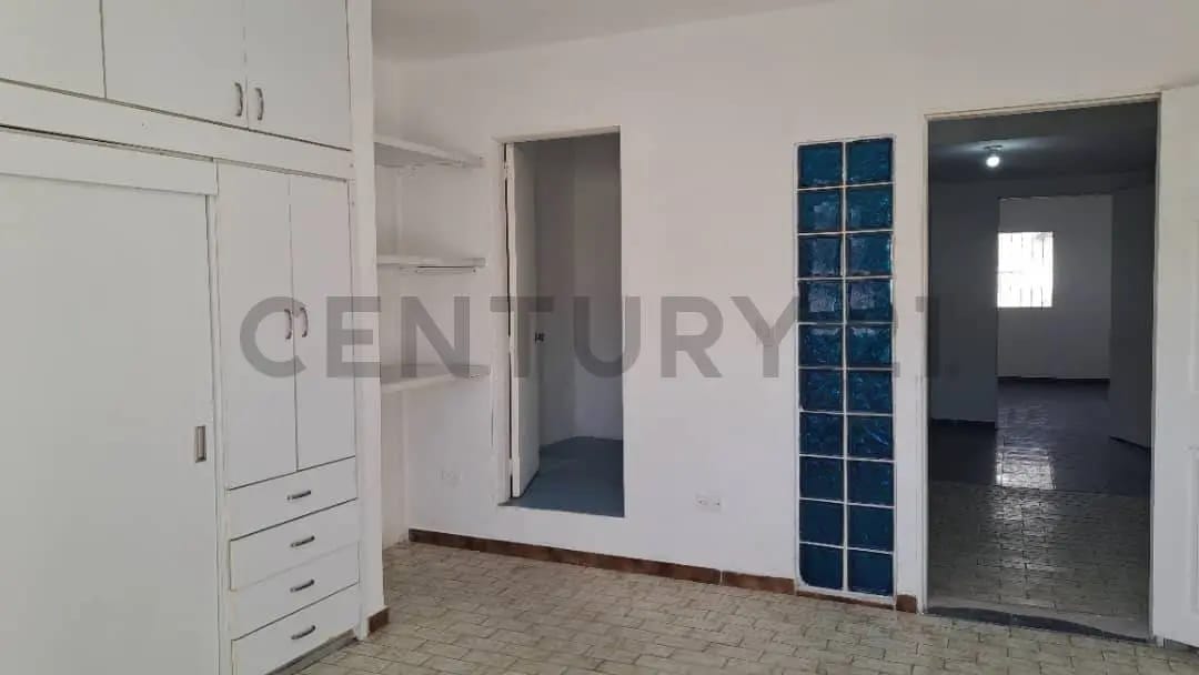 ML Alquiler oficina y/o depósito - 11