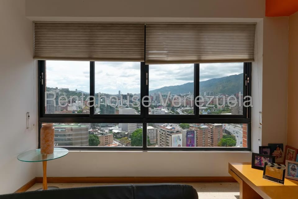 Apartamento (Penthouse) en Venta en Lomas de Las Mercedes, Distrito Metropolitano - 13