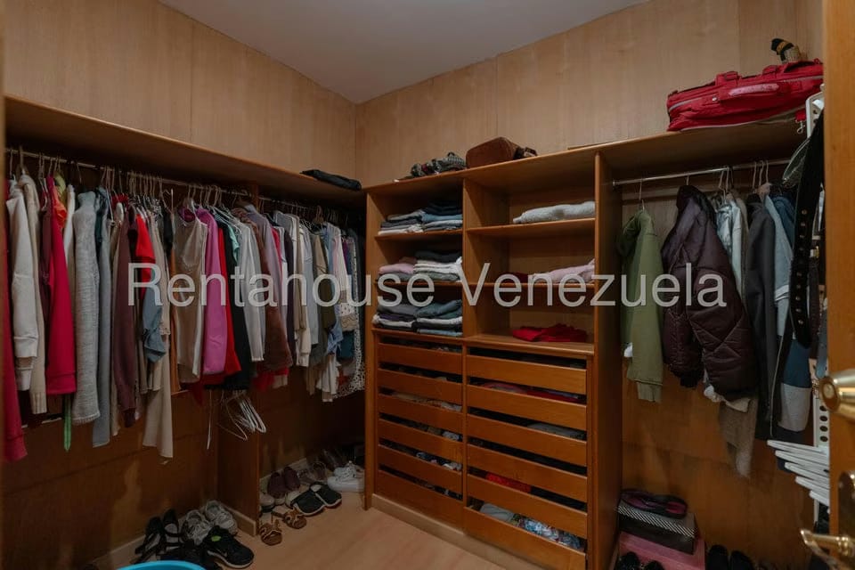 Apartamento (Penthouse) en Venta en Lomas de Las Mercedes, Distrito Metropolitano - 32