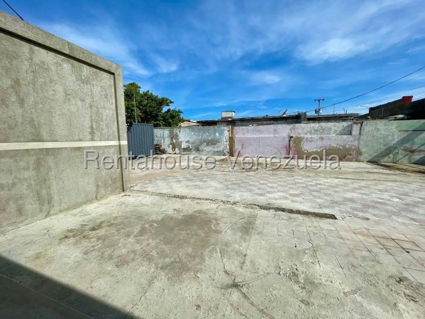 Comercial (Local Comercial) en Venta en Punto Fijo, Falcon - 17