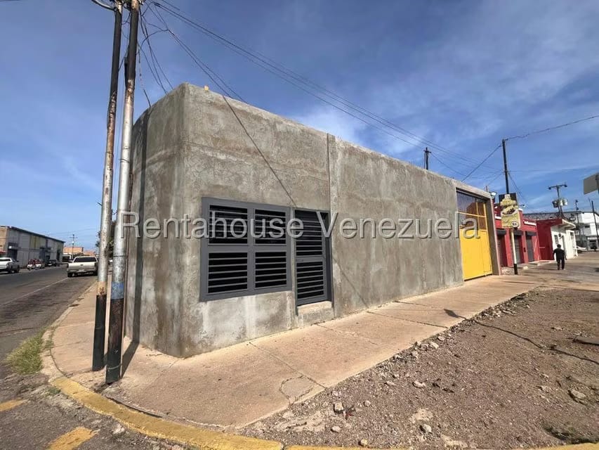 Comercial (Local Comercial) en Venta en Punto Fijo, Falcon - 25