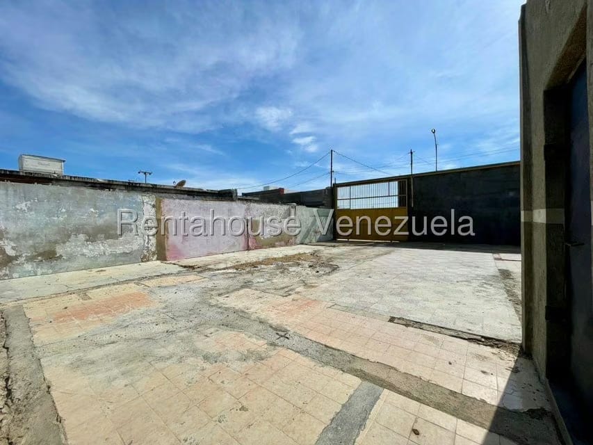 Comercial (Local Comercial) en Venta en Punto Fijo, Falcon - 5