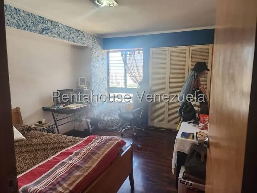 Apartamento (1 Nivel) en Venta en El Marques, Distrito Metropolitano - 9