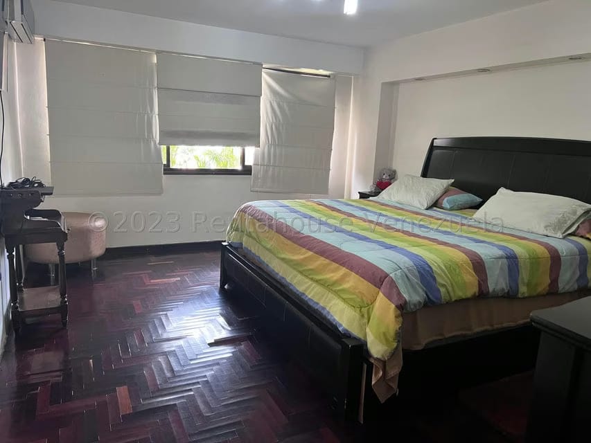 Apartamento (1 Nivel) en Venta en Miranda, Distrito Metropolitano - 23