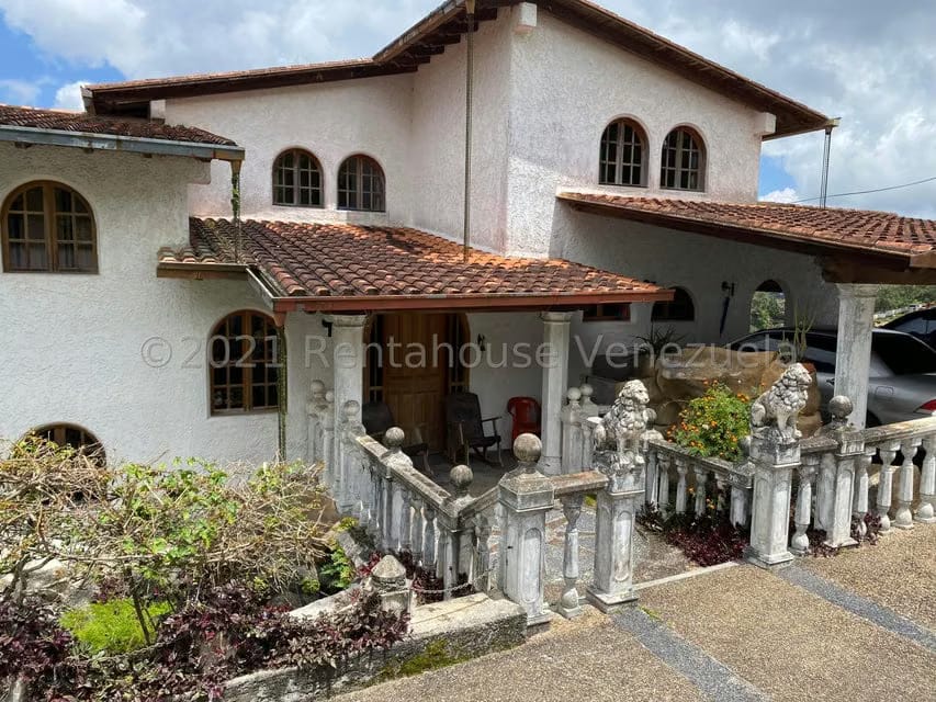 Casa (Multipes Niveles) en Venta en La Morita, Miranda - 2