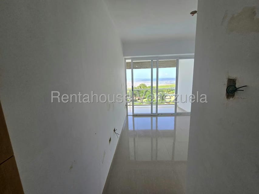 Apartamento (1 Nivel) en Venta en Agua Sal, Miranda - 8