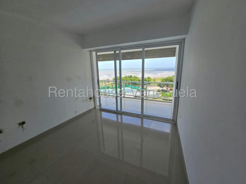 Apartamento (1 Nivel) en Venta en Agua Sal, Miranda - 9