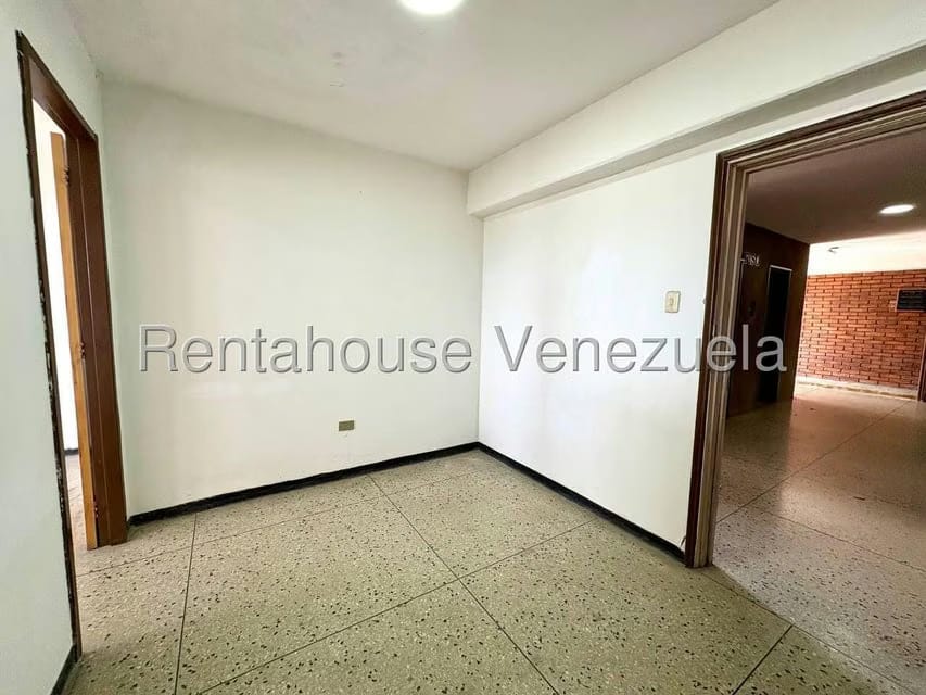 Comercial (Local Comercial) en Venta en Centro, Lara - 16