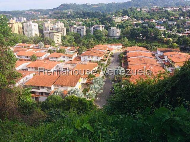 Terreno (Comercial) en Venta en Macaracuay, Distrito Metropolitano - 3