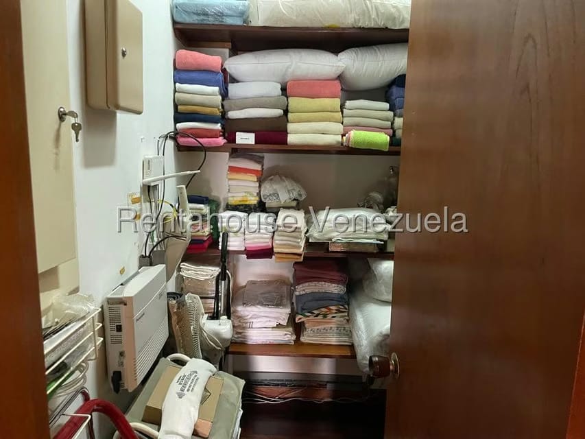Casa (Multipes Niveles) en Venta en Alto Hatillo, Distrito Metropolitano - 16
