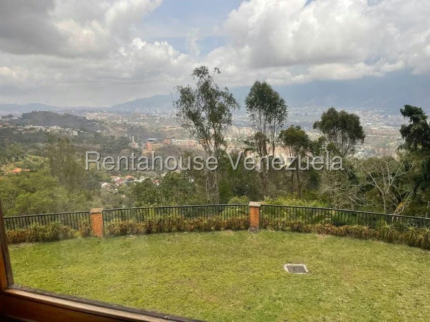 Casa (Multipes Niveles) en Venta en Alto Hatillo, Distrito Metropolitano - 5