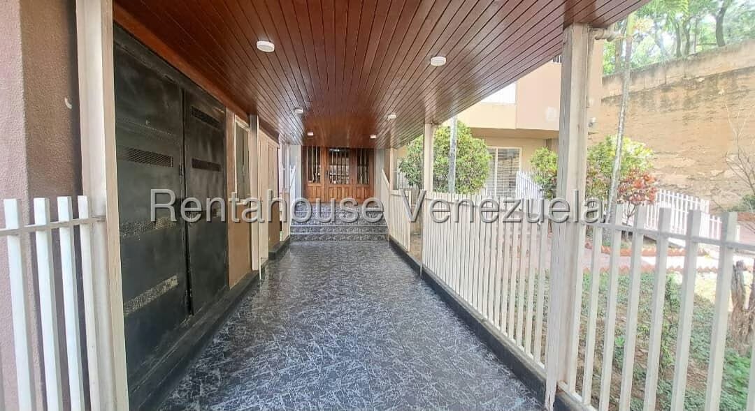 Apartamento (1 Nivel) en Venta en El Paraiso, Distrito Metropolitano - 2