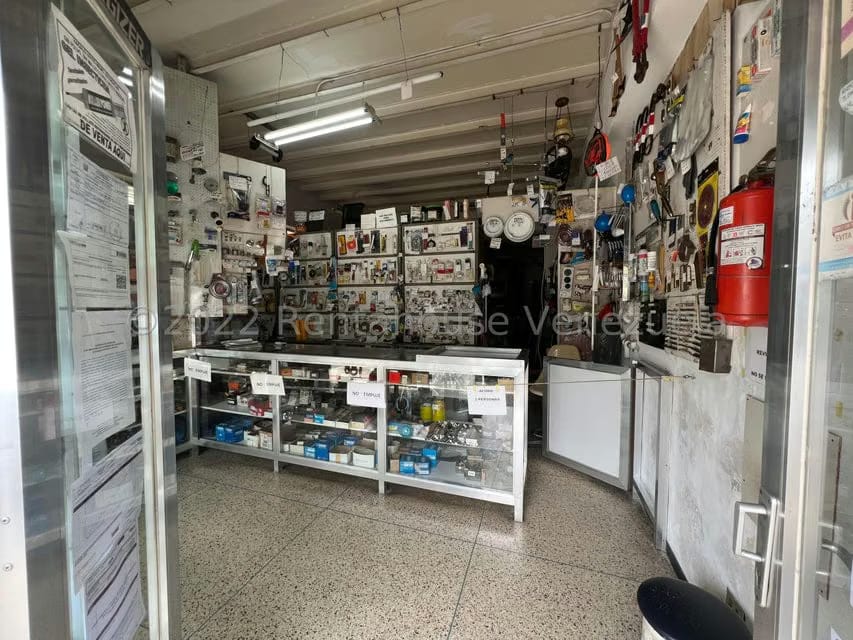 Comercial (Local Comercial) en Venta en La Urbina, Distrito Metropolitano - 4