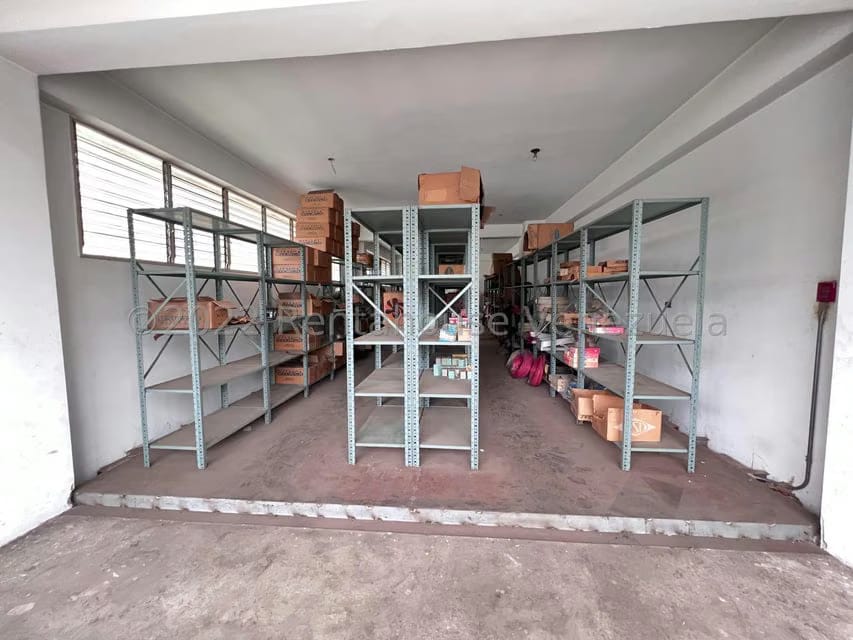 Comercial (Local Comercial) en Venta en La Urbina, Distrito Metropolitano - 6