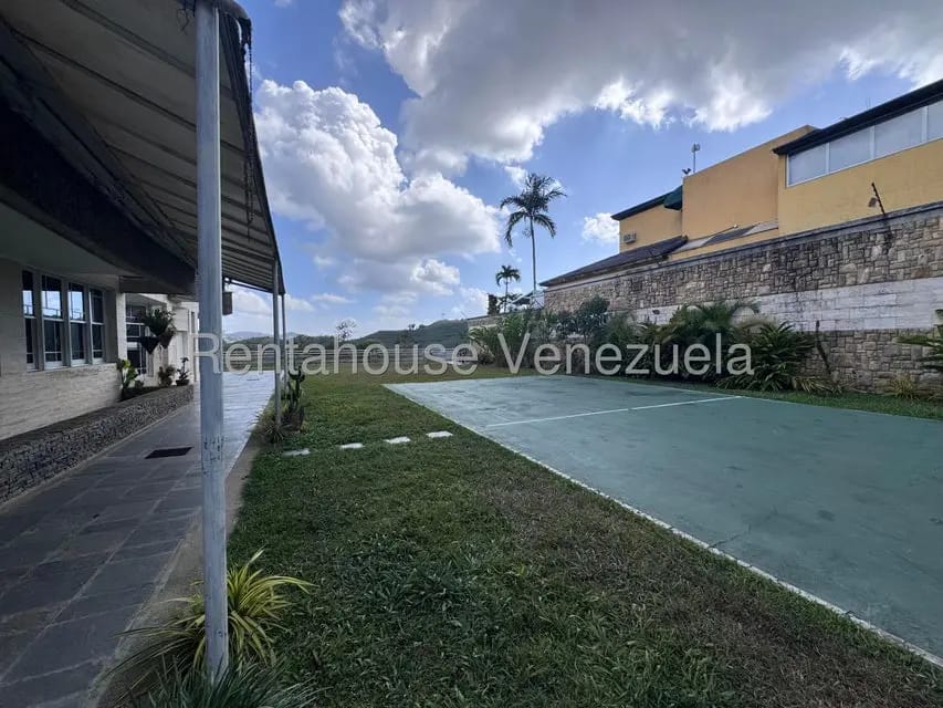 Casa (1 Nivel) en Venta en Oripoto, Distrito Metropolitano - 9