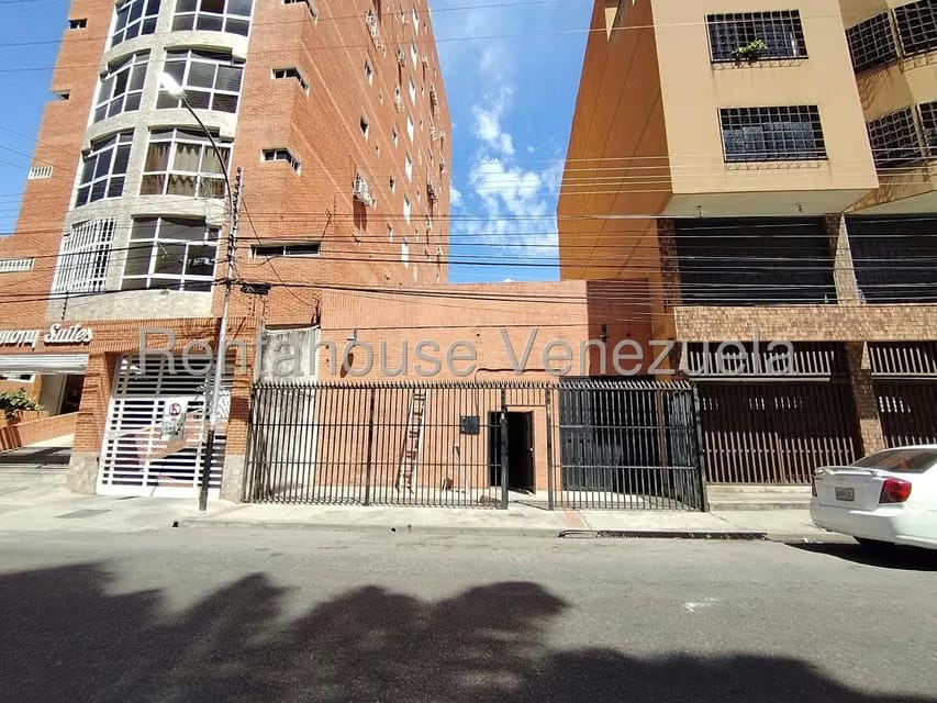 Comercial (Galpon - Deposito) en Venta en Zona Centro, Aragua - 25