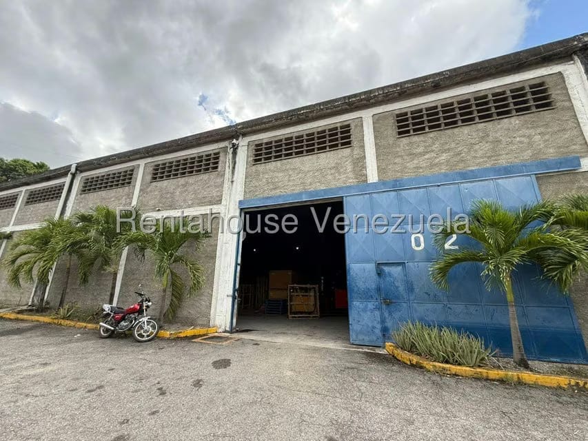 Comercial (Galpon - Deposito) en Venta en Guatire, Miranda