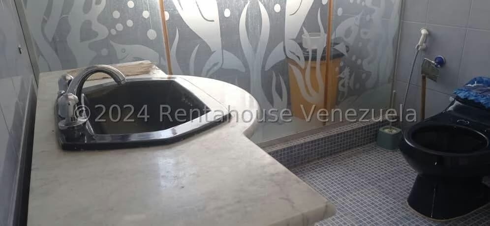 Casa (1 Nivel) en Venta en Santa Monica, Distrito Metropolitano - 26