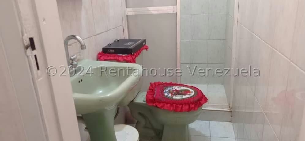 Casa (1 Nivel) en Venta en Santa Monica, Distrito Metropolitano - 27