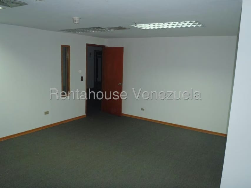 Comercial (Oficina) en Venta en El Bosque, Distrito Metropolitano - 6