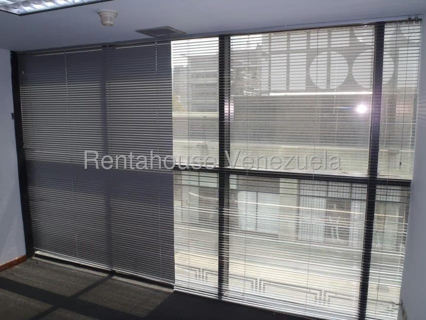 Comercial (Oficina) en Venta en El Bosque, Distrito Metropolitano - 8