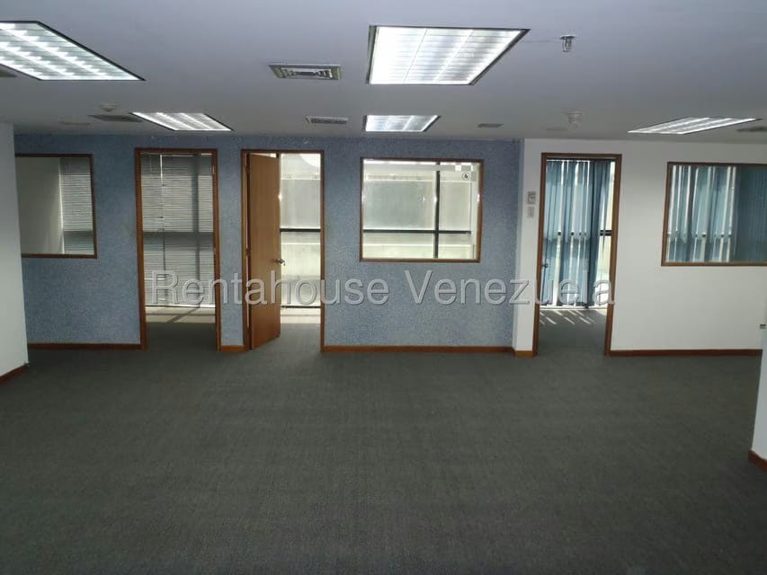 Comercial (Oficina) en Venta en El Bosque, Distrito Metropolitano - 10