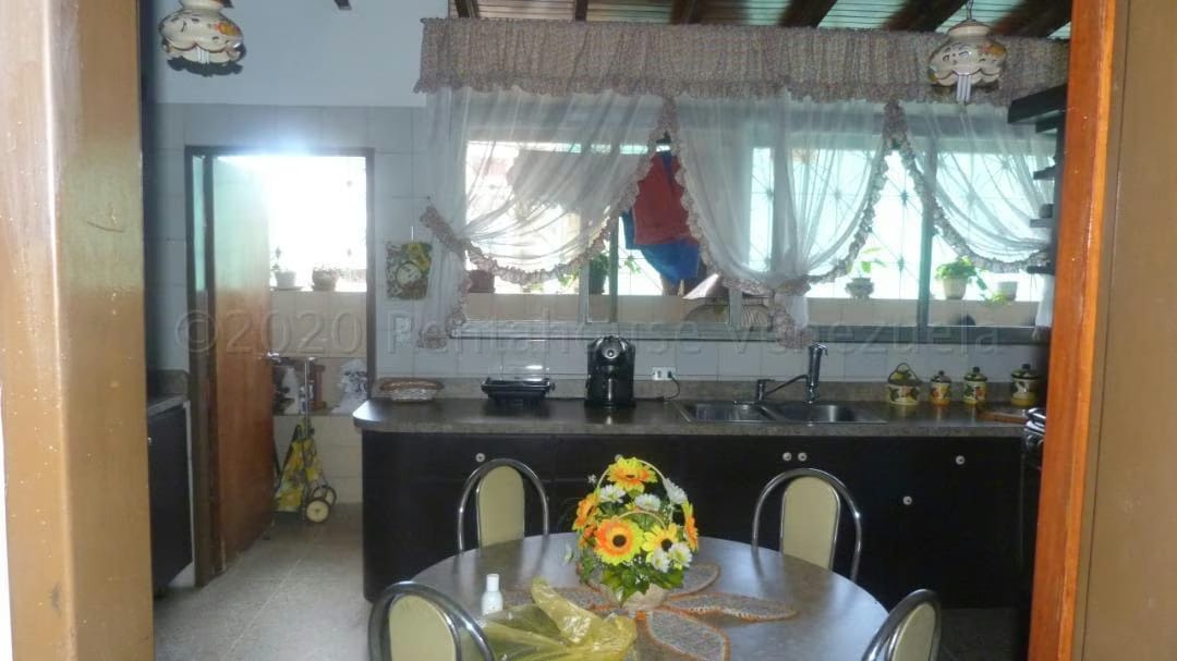 Comercial (Edificio) en Venta en Parroquia La Candelaria, Distrito Metropolitano - 19