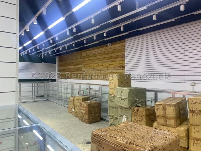 Comercial (Edificio) en Venta en Parroquia La Candelaria, Distrito Metropolitano - 3