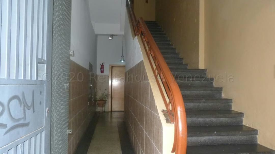Comercial (Edificio) en Venta en Parroquia La Candelaria, Distrito Metropolitano - 30