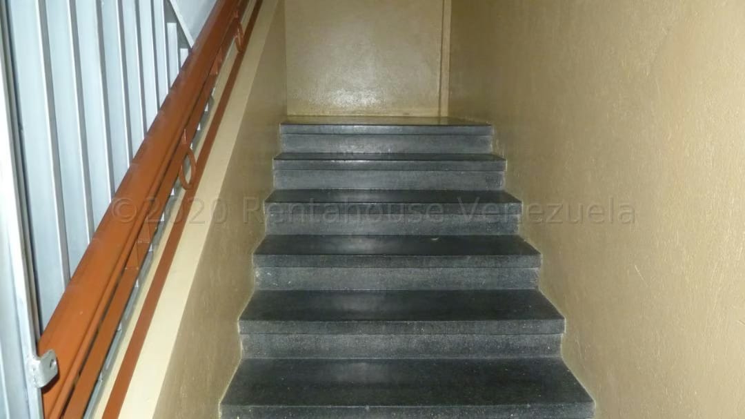 Comercial (Edificio) en Venta en Parroquia La Candelaria, Distrito Metropolitano - 9