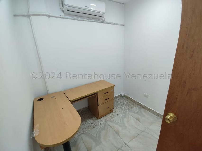 Comercial (Consultorio Medico) en Venta en Paraparal, Carabobo - 17