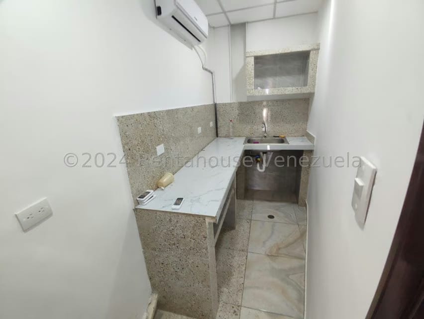 Comercial (Consultorio Medico) en Venta en Paraparal, Carabobo - 22