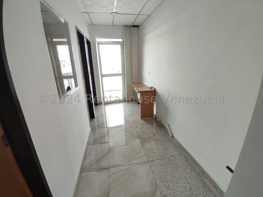 Comercial (Consultorio Medico) en Venta en Paraparal, Carabobo - 7