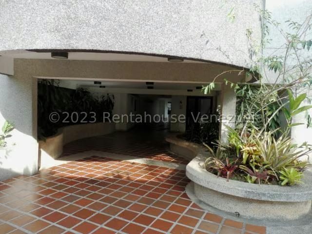 Apartamento (1 Nivel) en Venta en Miranda, Distrito Metropolitano - 2