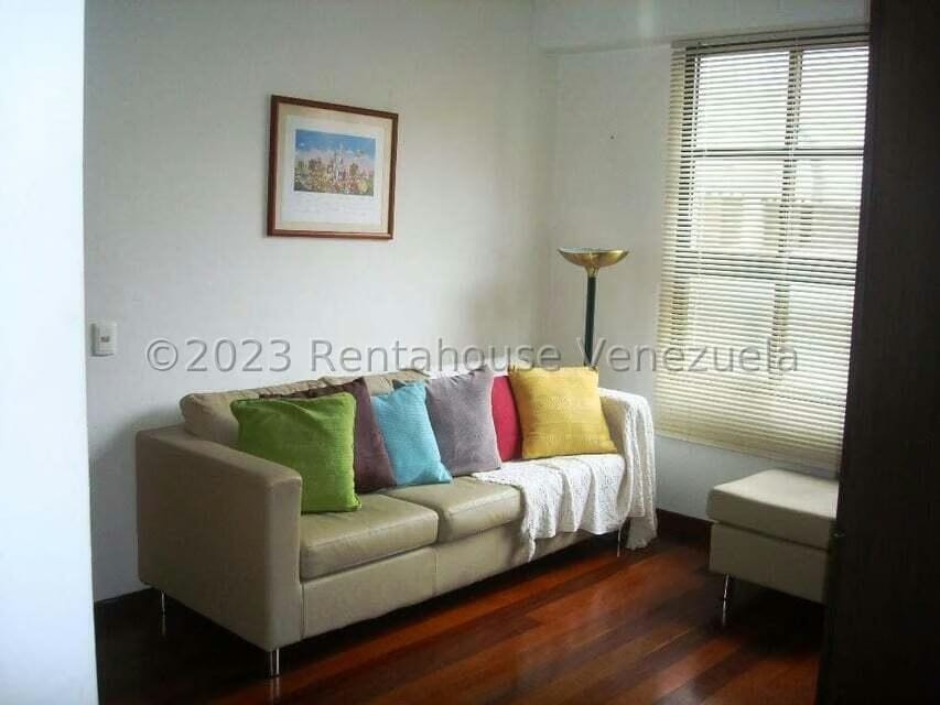 Apartamento (1 Nivel) en Venta en Miranda, Distrito Metropolitano - 12